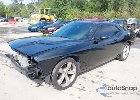 2018 Dodge Challenger Sxt z USA, uszkodzony, nr VIN 2C3CDZAG2JH219576